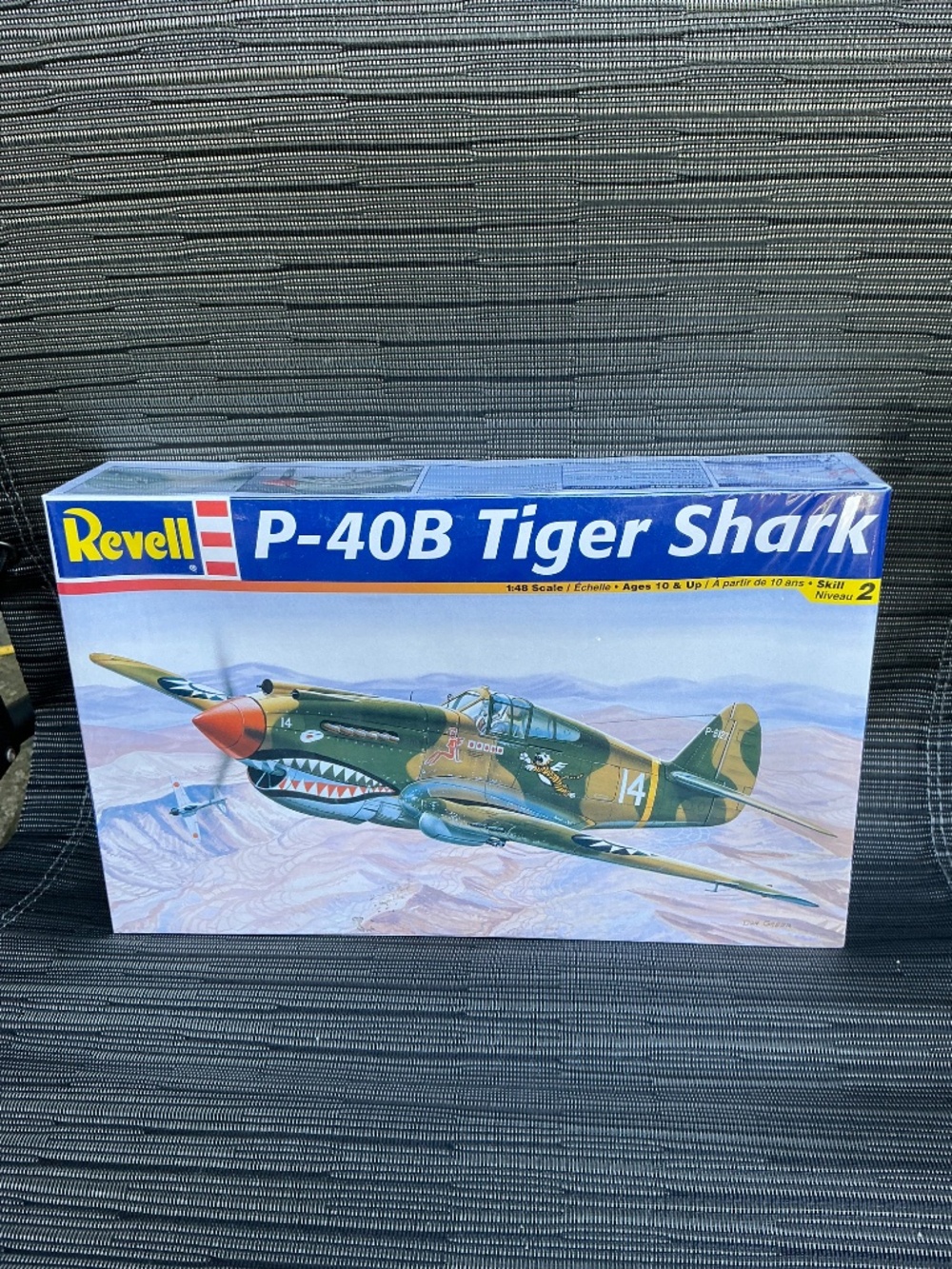 Revell P-40B Tiger Shark 1:48 Scale Model Kit New Sealed Factory Original